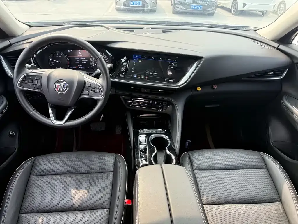 Buick Envision Plus — фото 3