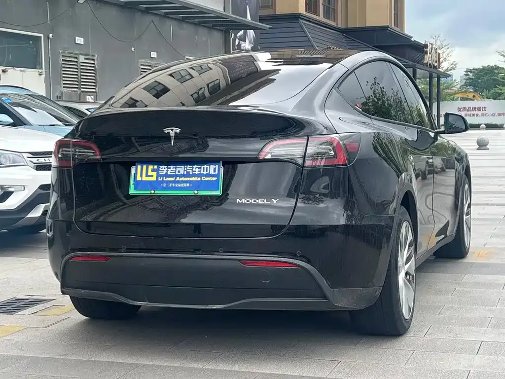 Tesla Model Y 2022 из CN, фото 4