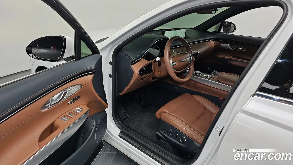 Genesis GV70 — фото 10