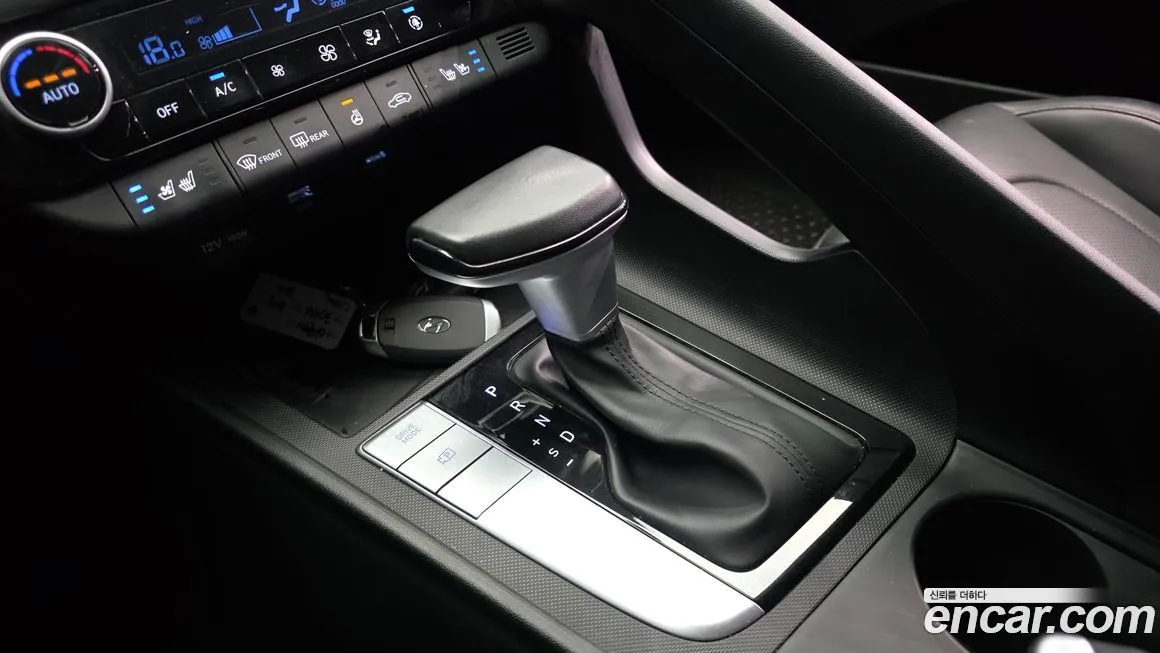 Hyundai AVANTE — фото 2