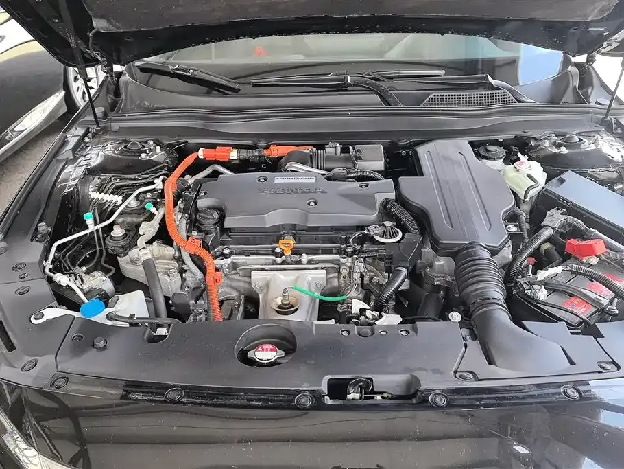 Honda Accord — фото 10