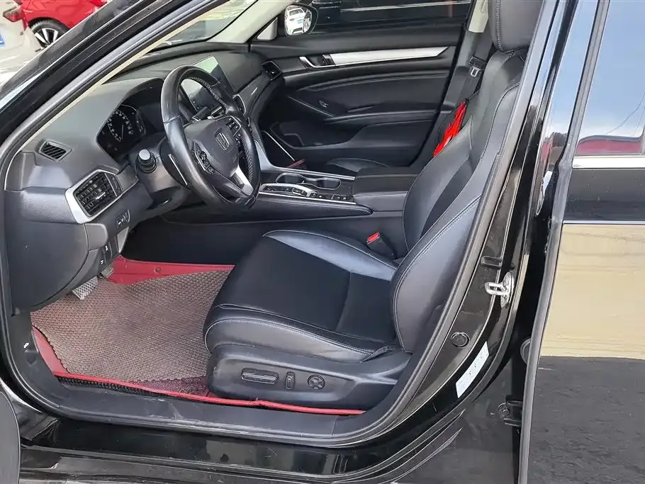 Honda Accord — фото 3