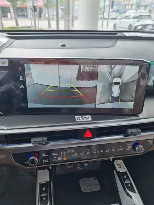 Kia Sorento — фото 5