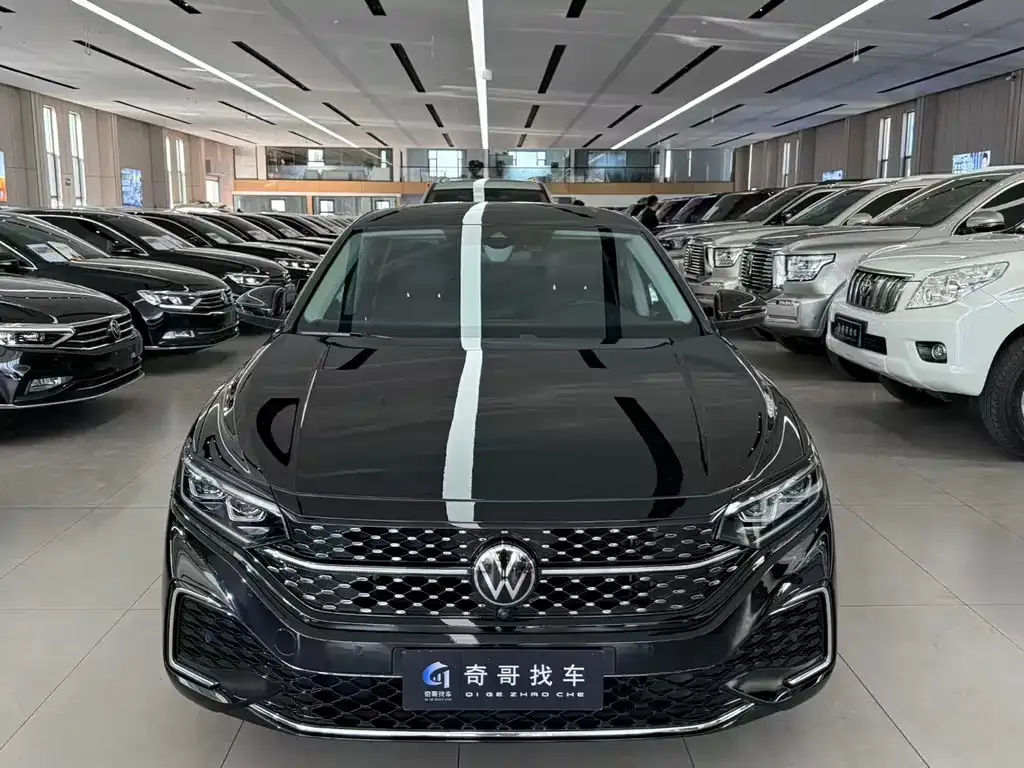 Volkswagen Passat — фото 4