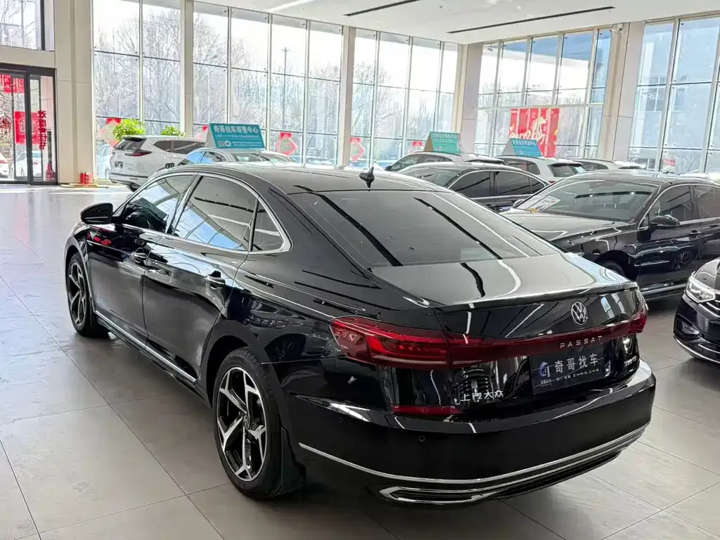 Volkswagen Passat — фото 3