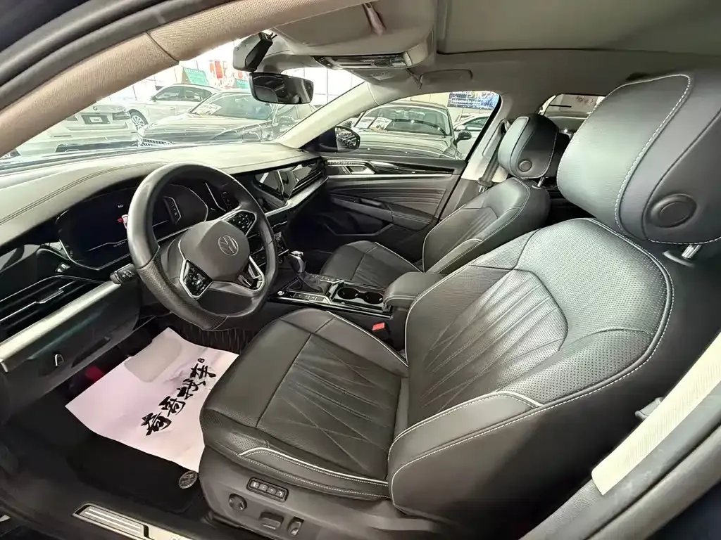 Volkswagen Passat — фото 7