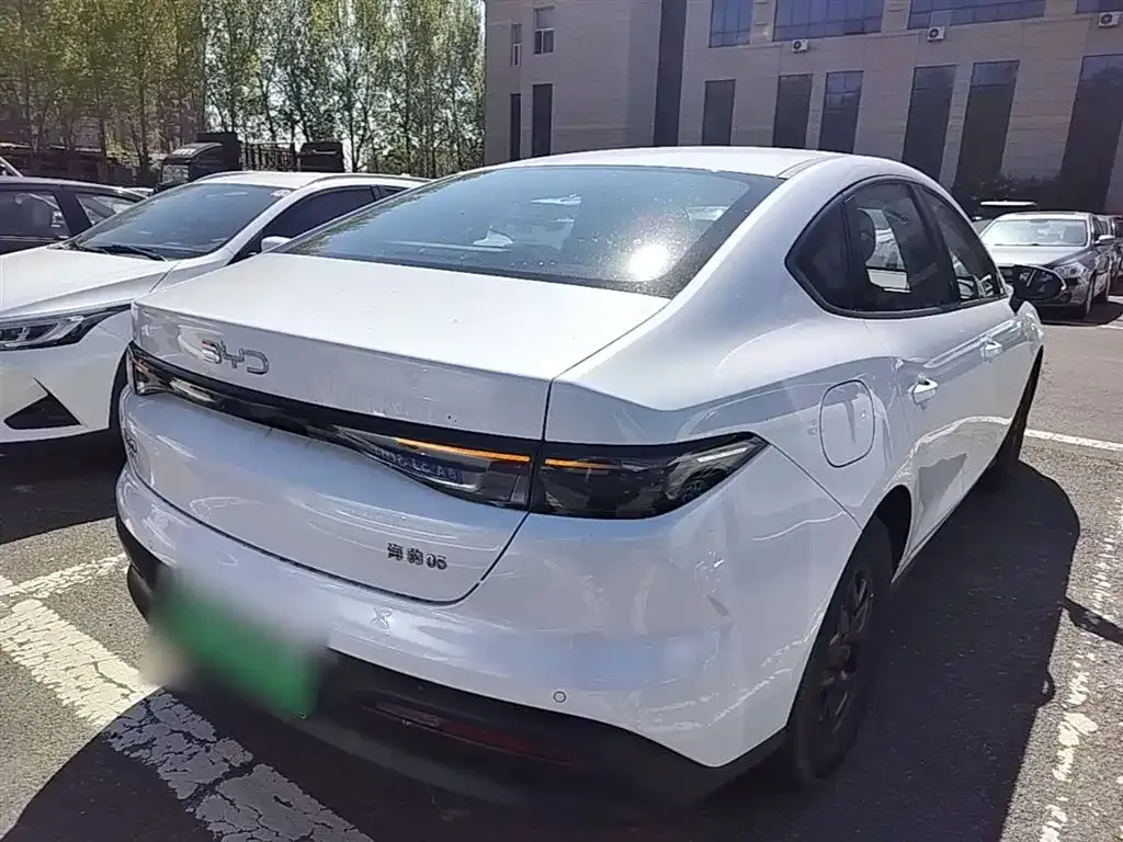 BYD Seal 05 DM-i 2026 из CN, фото 6