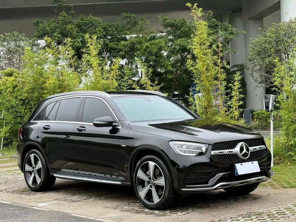 Mercedes-Benz GLC — фото 9