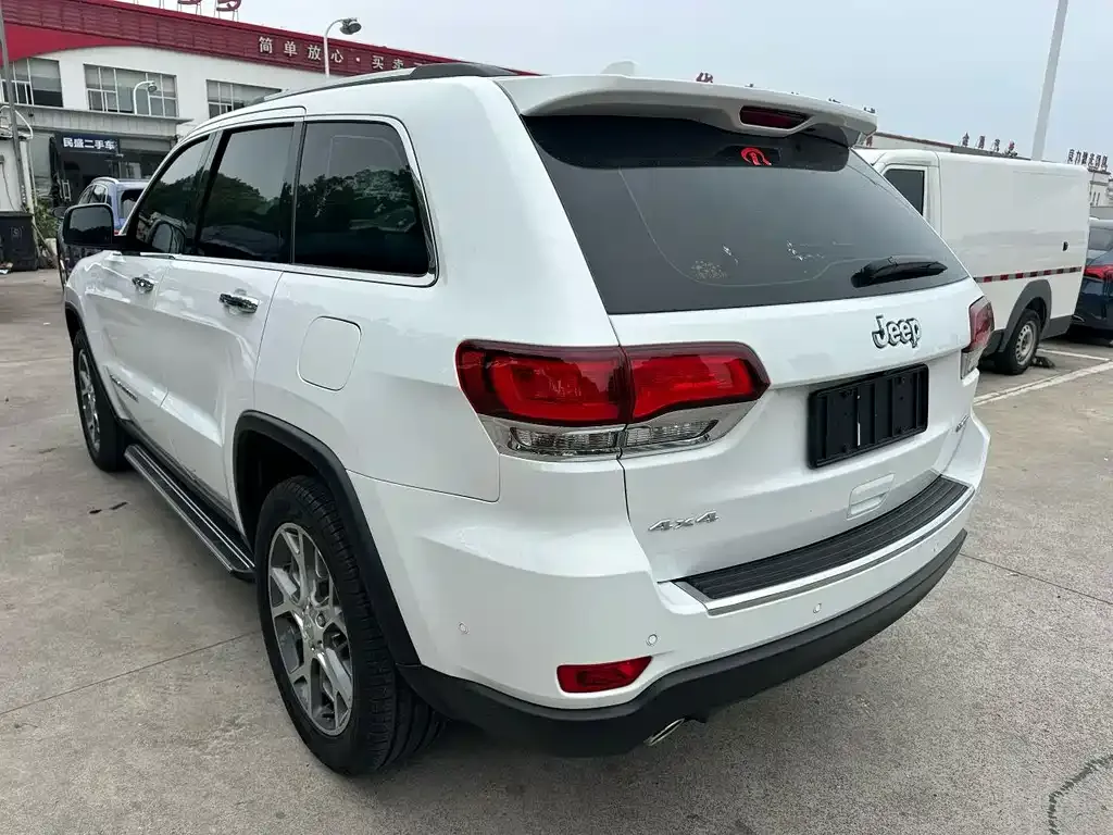 Jeep Grand Cherokee (Import) 2022 из CN, фото 4