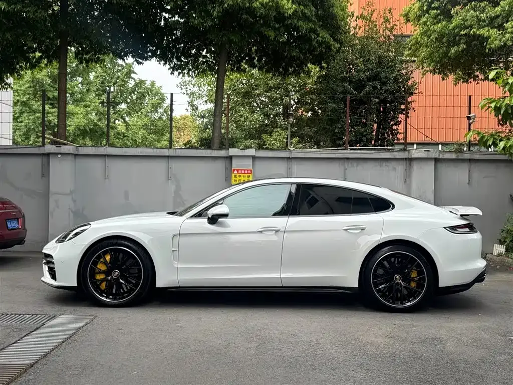 Porsche Panamera — фото 9