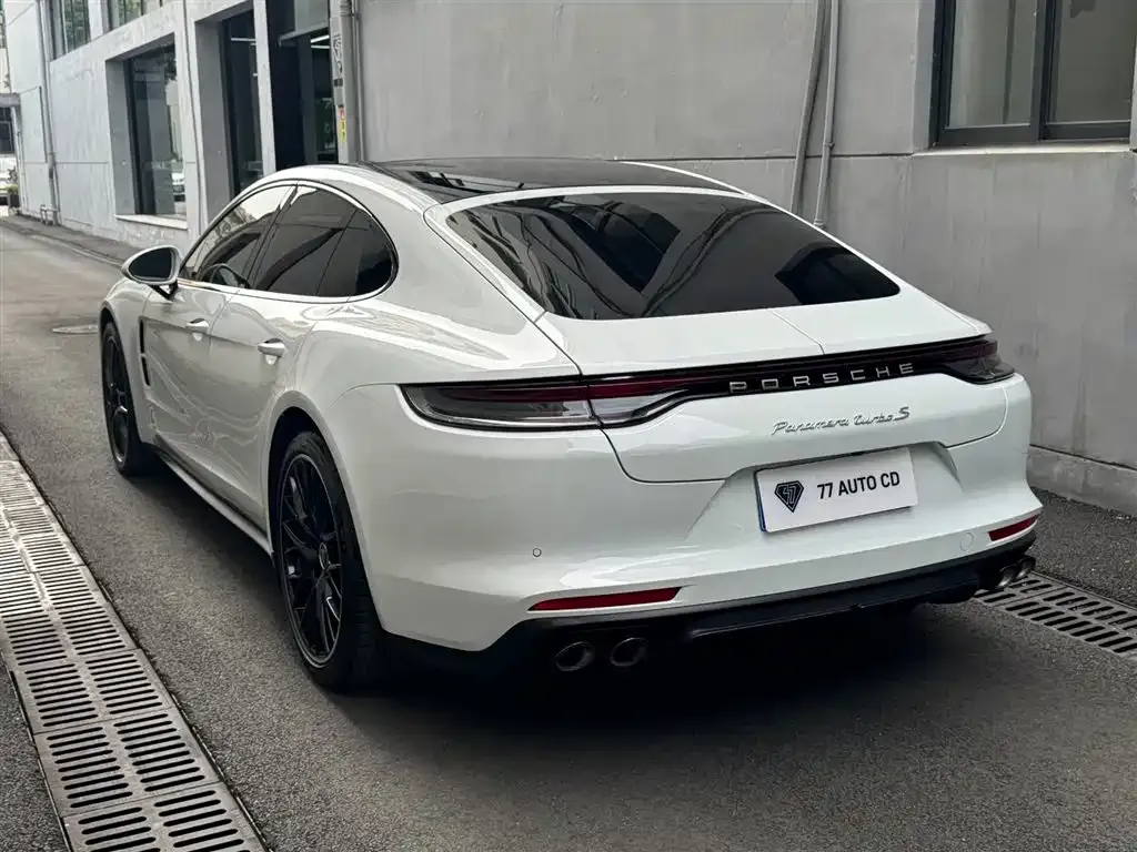 Porsche Panamera — фото 8