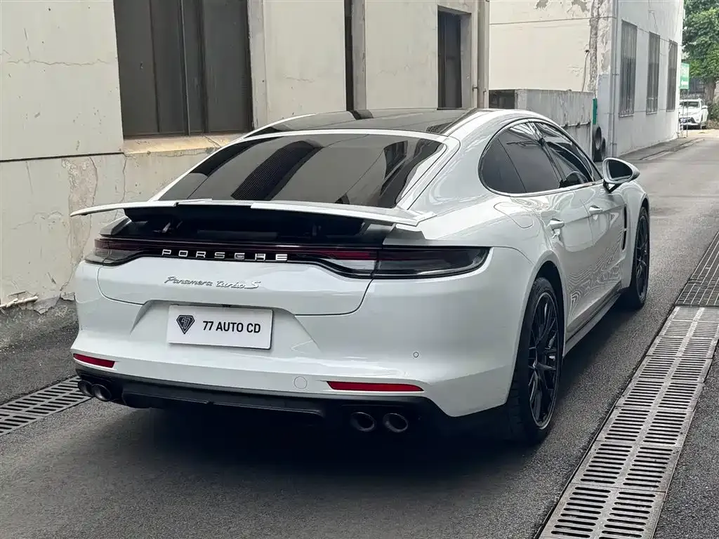 Porsche Panamera — фото 10