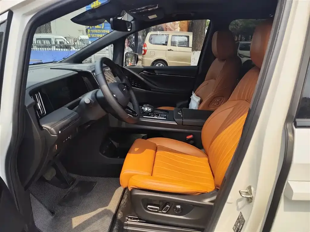 GAC Motor Trumpchi E9 — фото 2