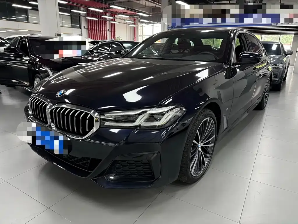 BMW 5 Series — фото 4
