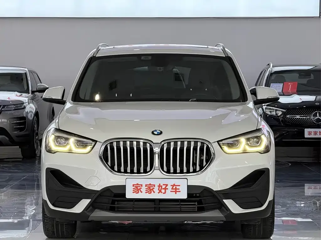 BMW X1 — фото 9