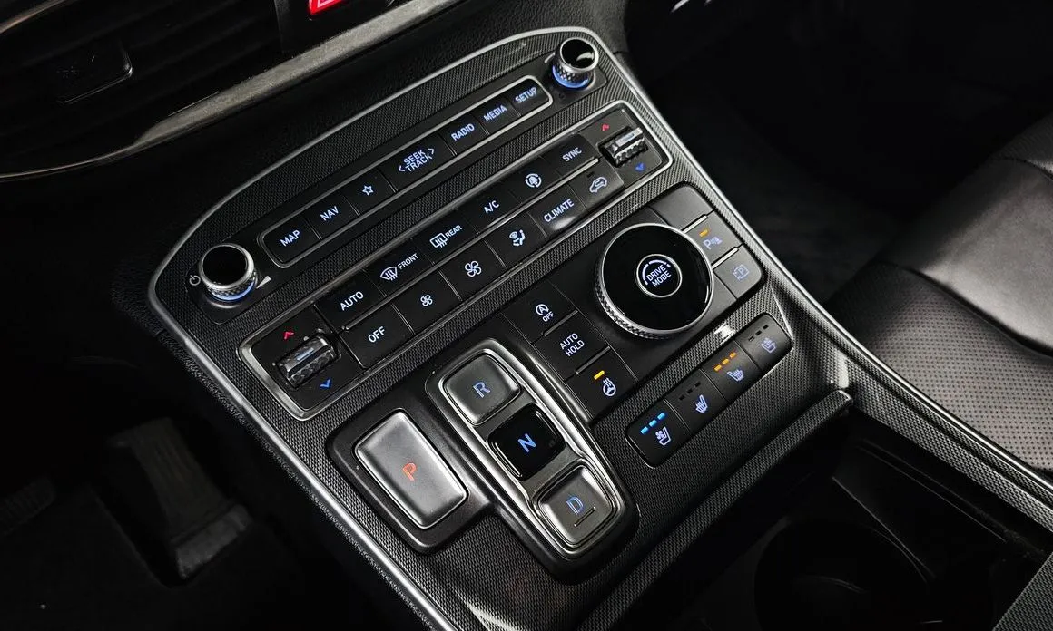 Hyundai Santafe — фото 8