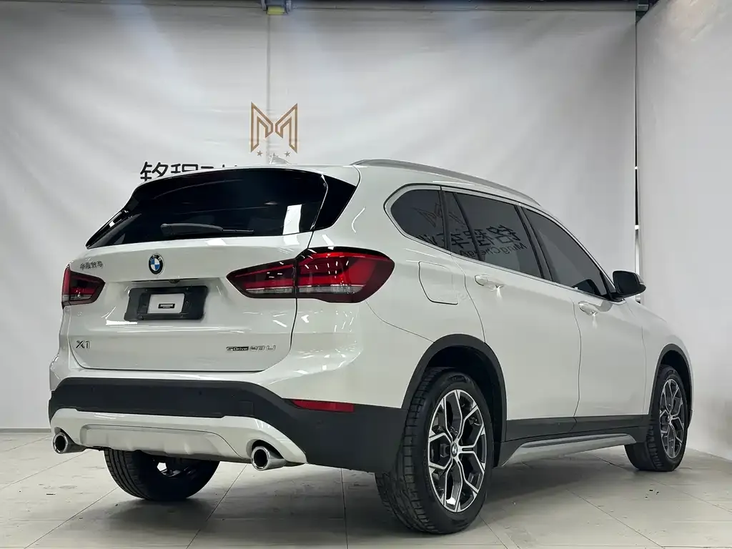 BMW X1 — фото 4