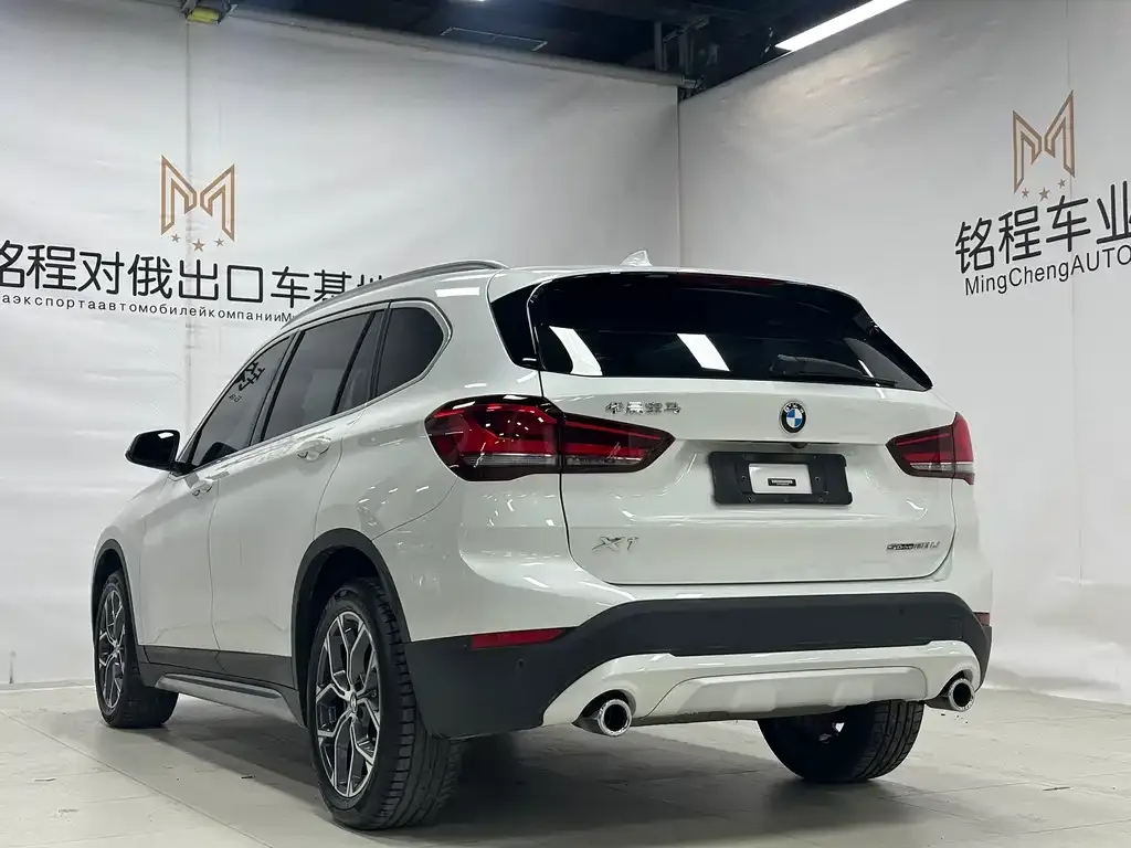 BMW X1 — фото 6