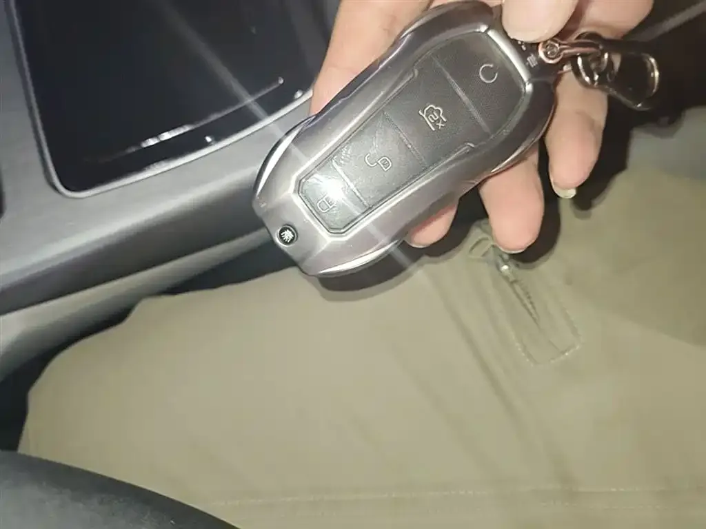 BYD Qin PLUS 2023 из CN, фото 2