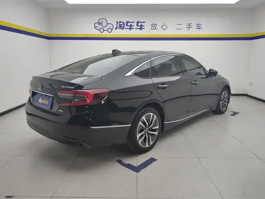 Honda Accord — фото 5
