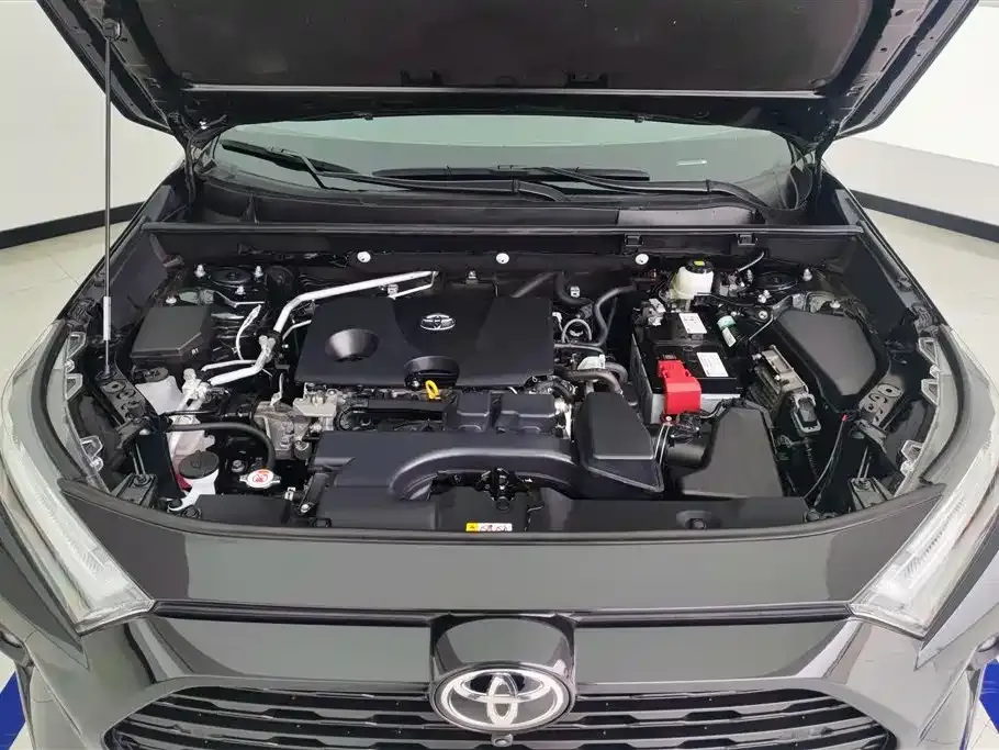 Toyota RAV4 2024 из CN, фото 5