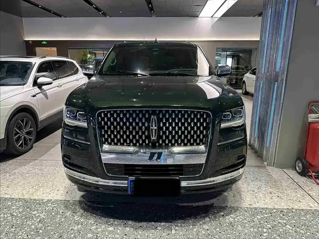Lincoln Navigator — фото 8