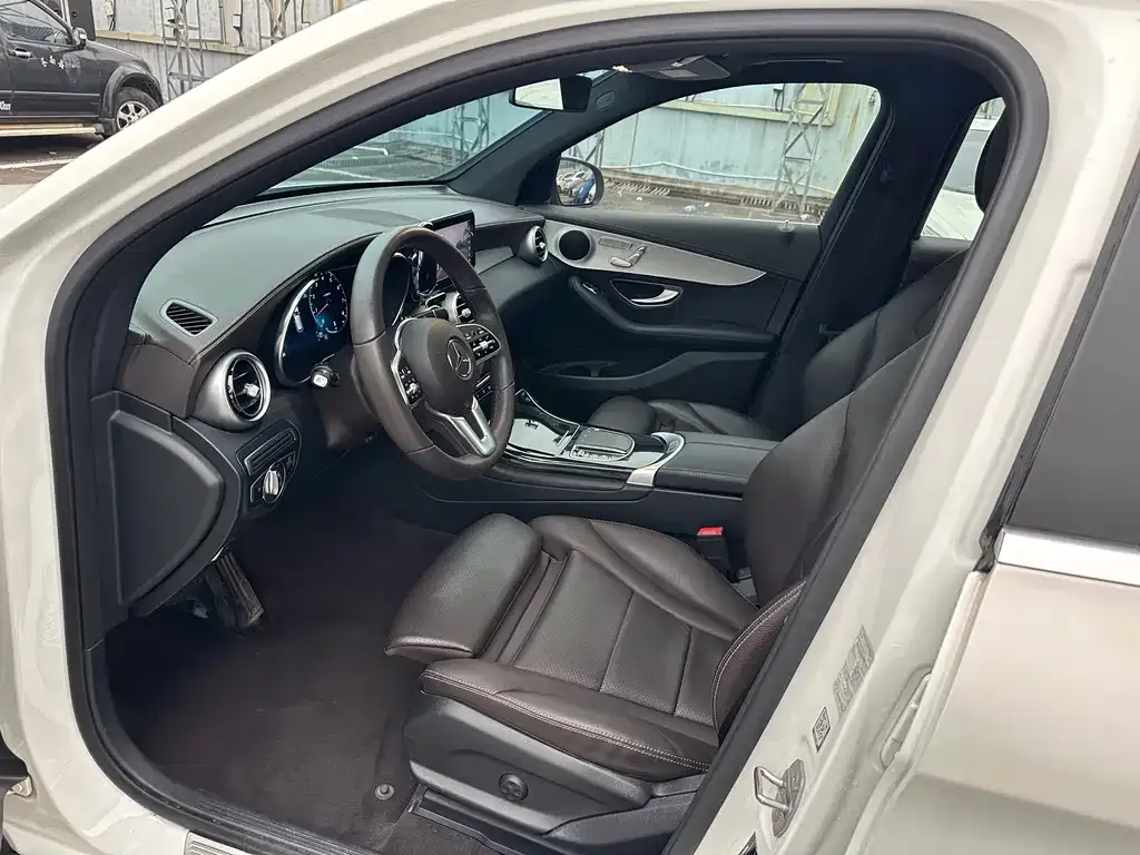 Mercedes-Benz GLC — фото 4