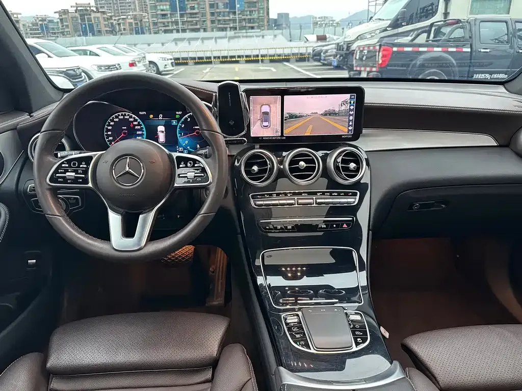 Mercedes-Benz GLC — фото 10