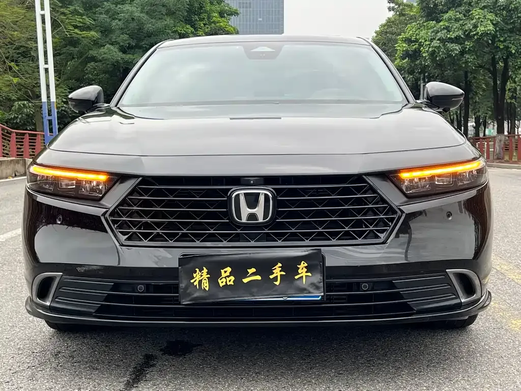 Honda Accord — фото 5