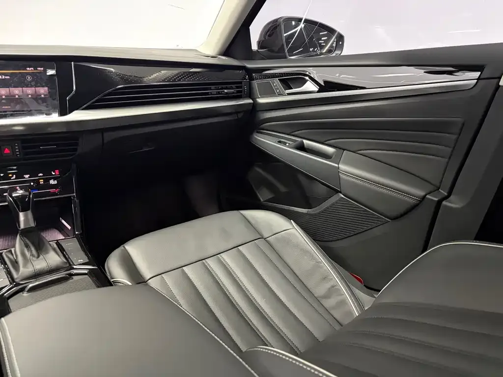 Volkswagen Passat — фото 4