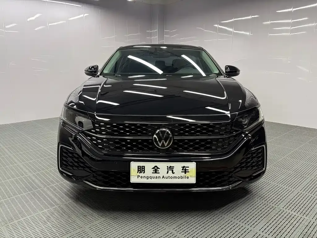 Volkswagen Passat — фото 9