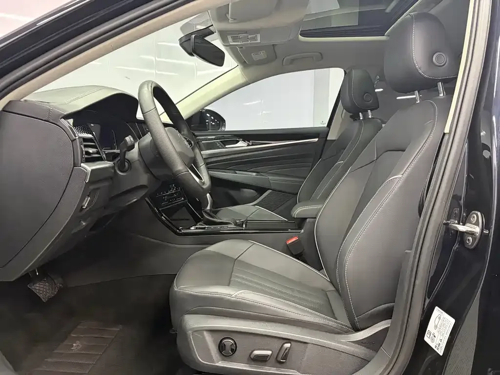 Volkswagen Passat — фото 3