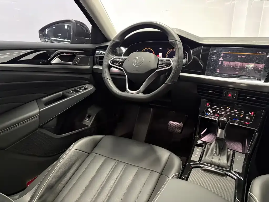 Volkswagen Passat — фото 5
