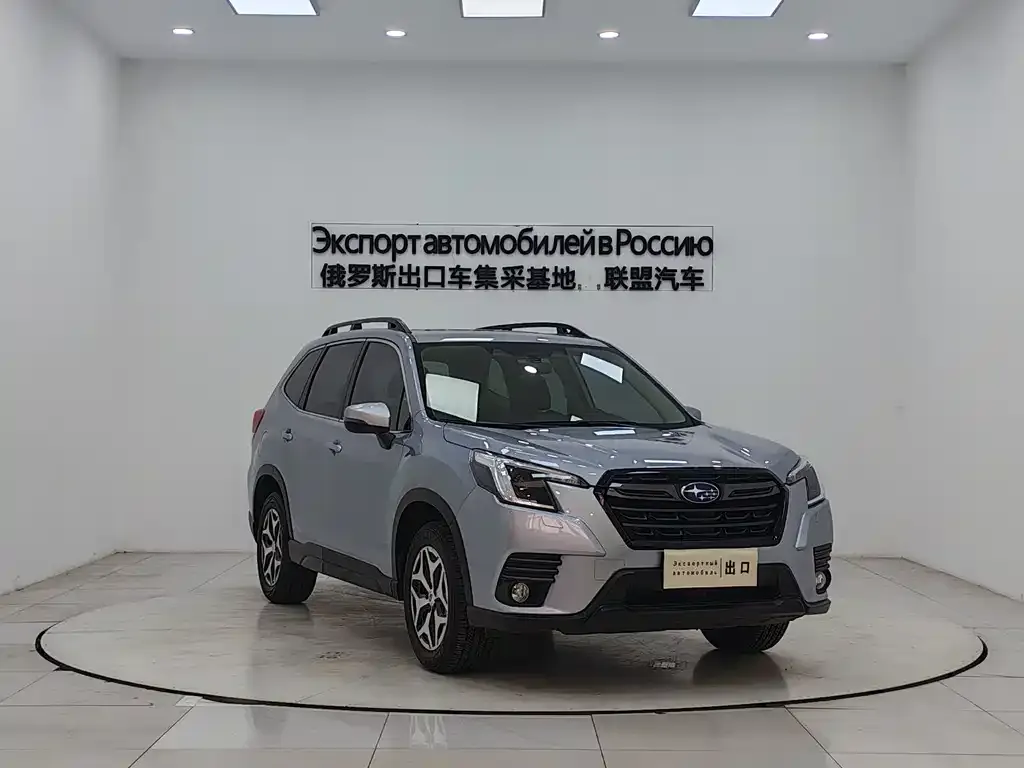 Subaru Forester — фото 4