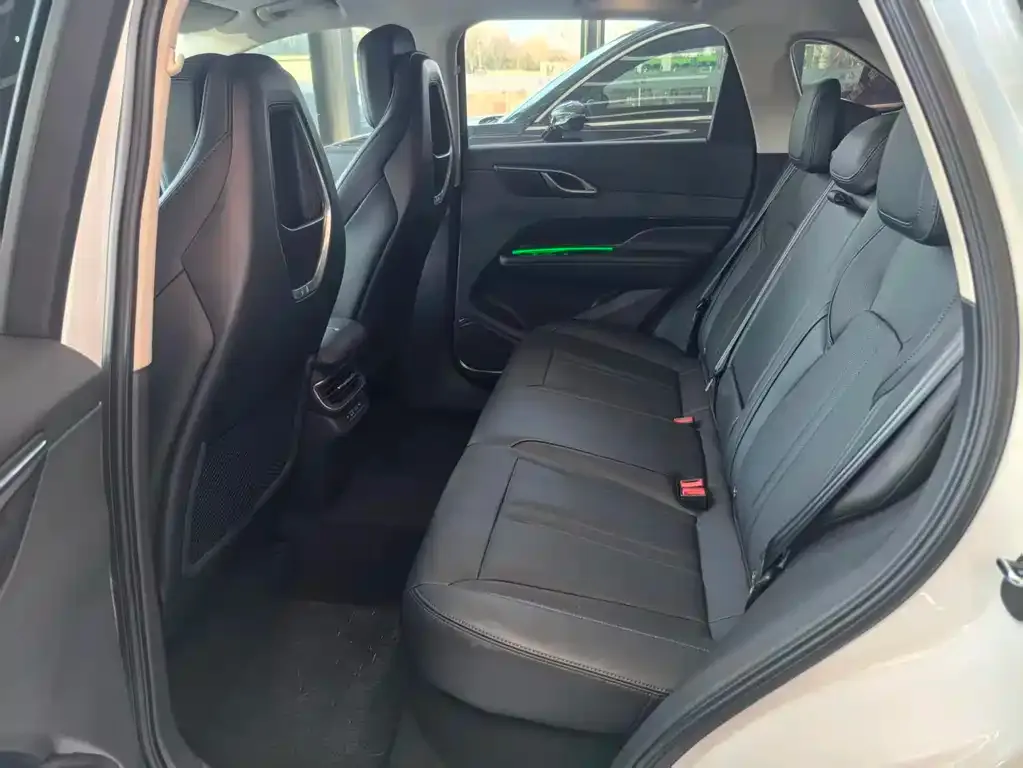 Hongqi HS3 2024 из CN, фото 9