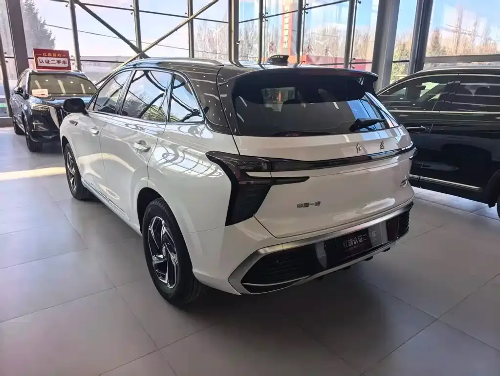 Hongqi HS3 2024 из CN, фото 2