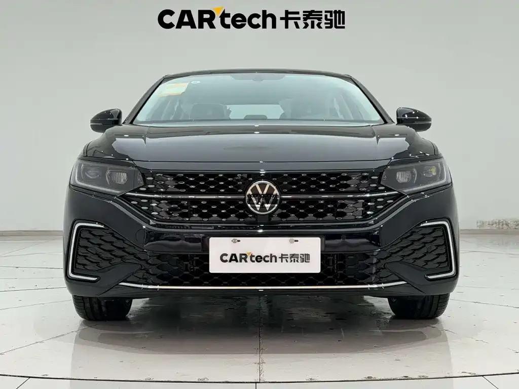 Volkswagen Passat — фото 7