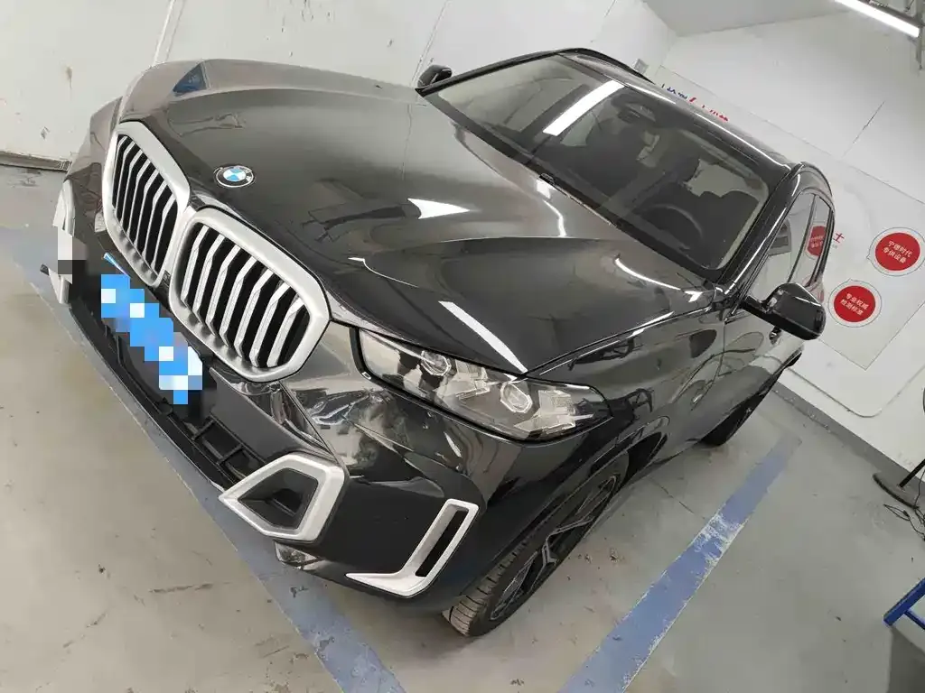 BMW X5 — фото 1