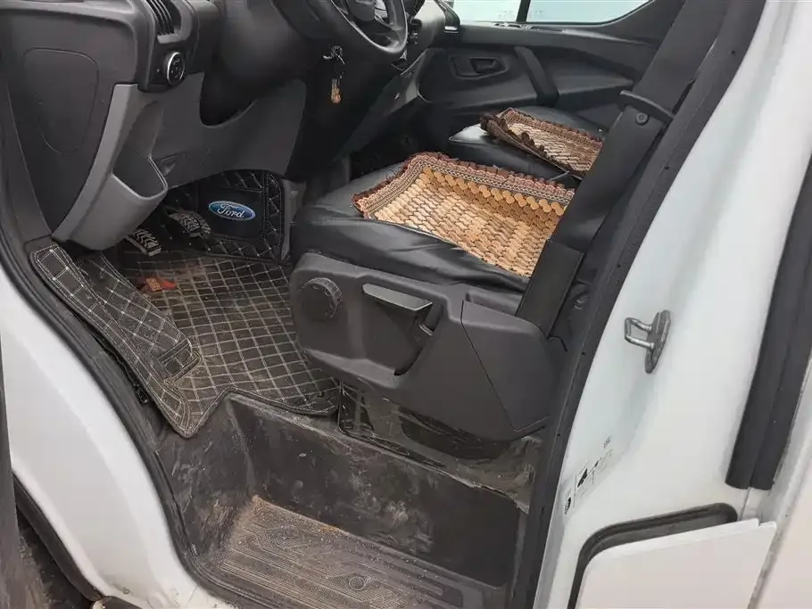 Ford Transit 2022 из CN, фото 3