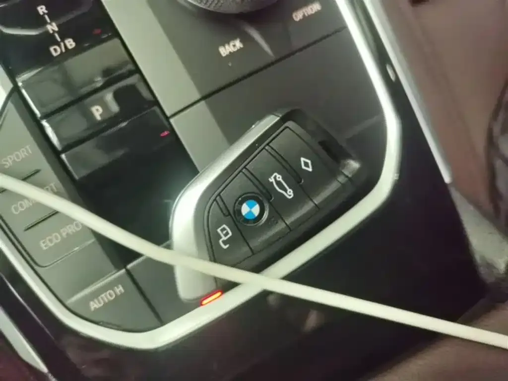 BMW i3 2024 из CN, фото 8