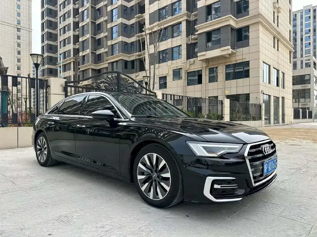 Audi A6L — фото 2