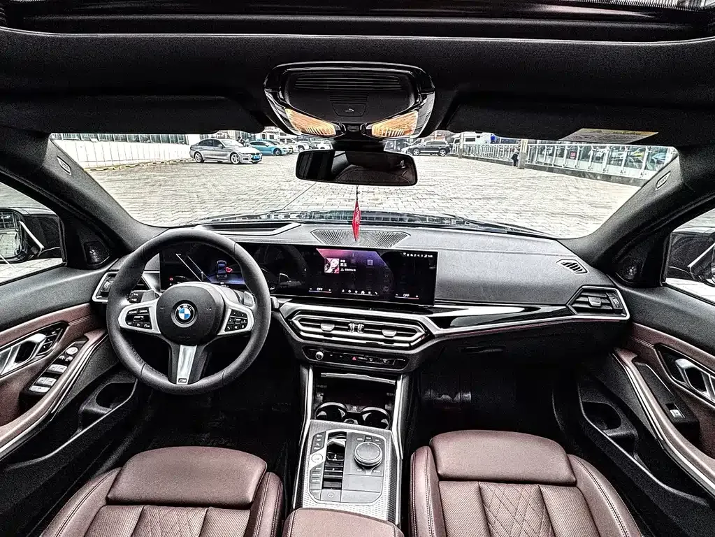 BMW 3 Series 2024 из CN, фото 3