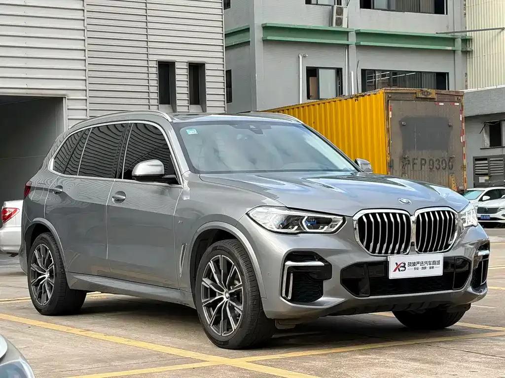 BMW X5 — фото 2