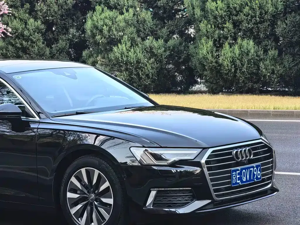 Audi A6L — фото 10