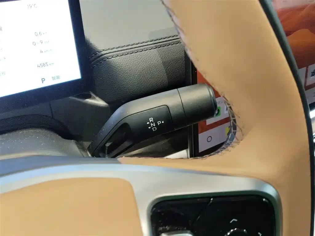 Geely Galaxy A7 2025 из CN, фото 10