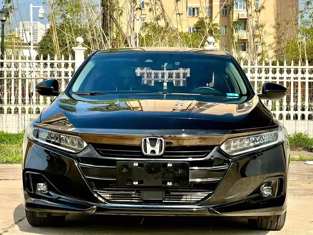 Honda Accord — фото 6