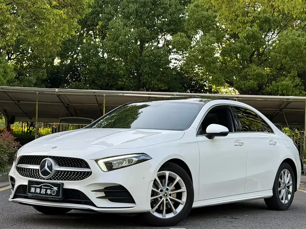 Mercedes-Benz A-Class — фото 1