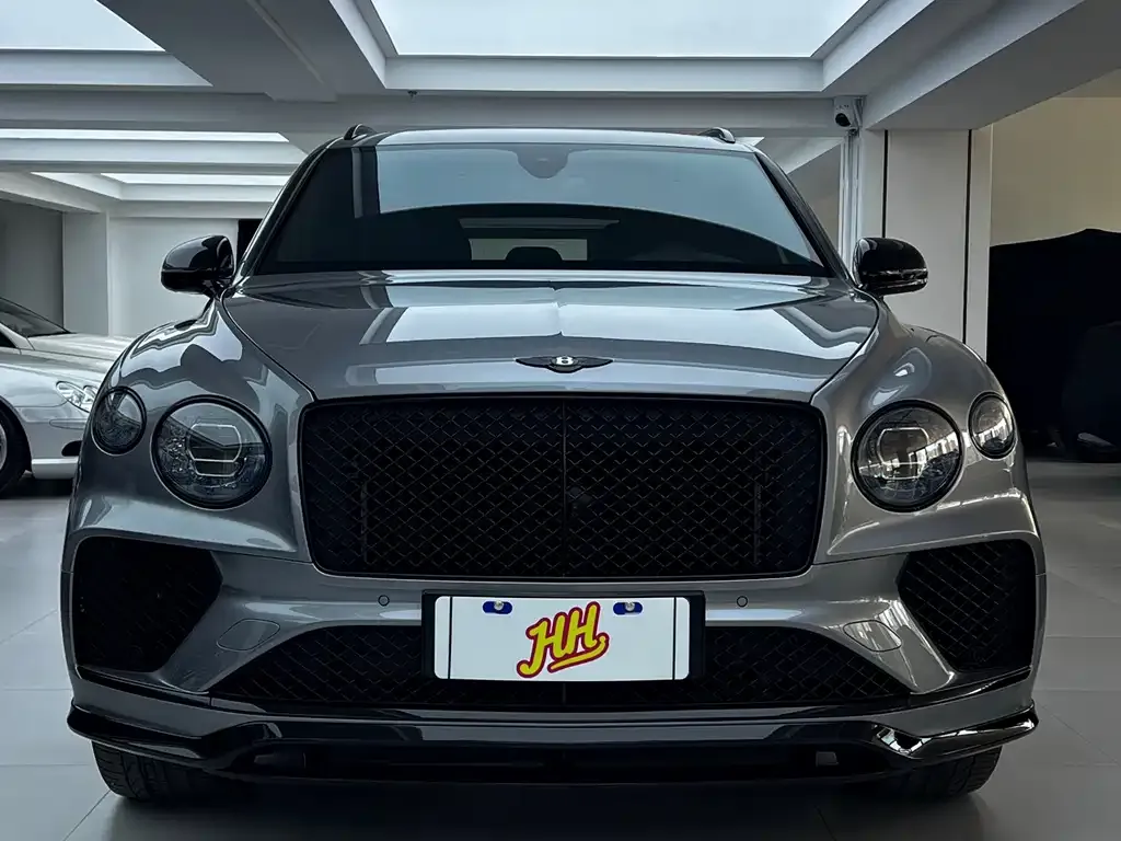 Bentley Bentayga — фото 7