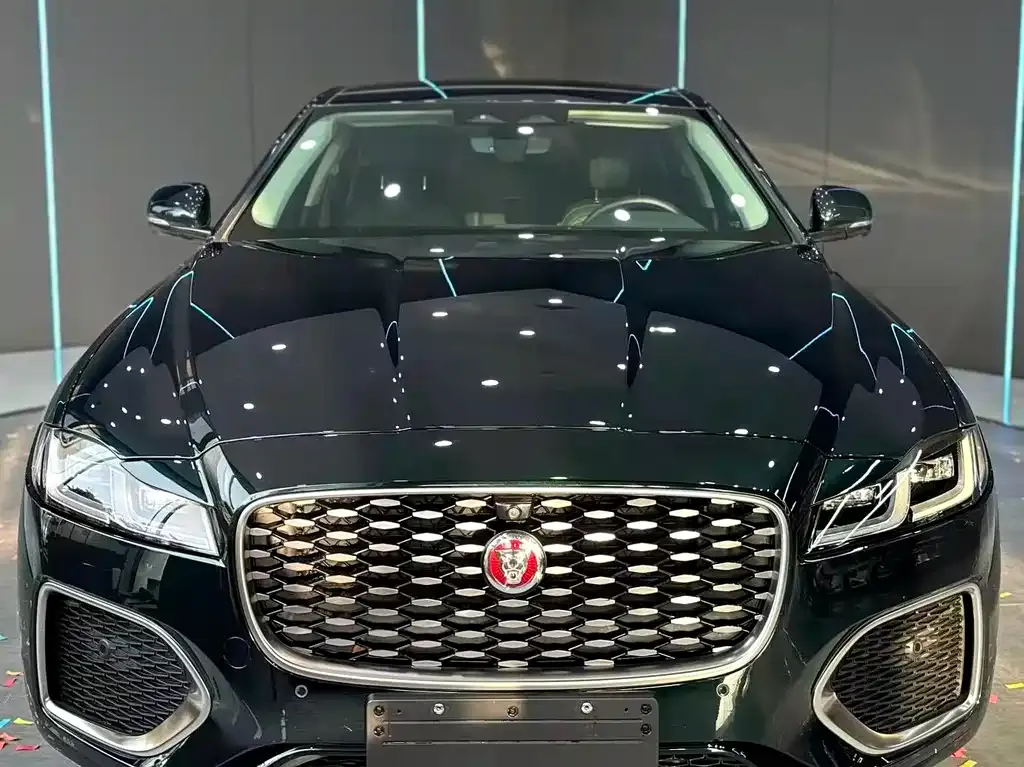 Jaguar XFL — фото 9