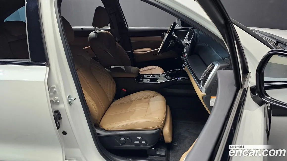 Kia Sorento — фото 10